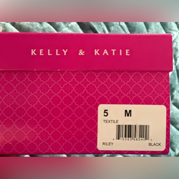 Kelly & Katie Lil Riley Bootie - Picture 3 of 3